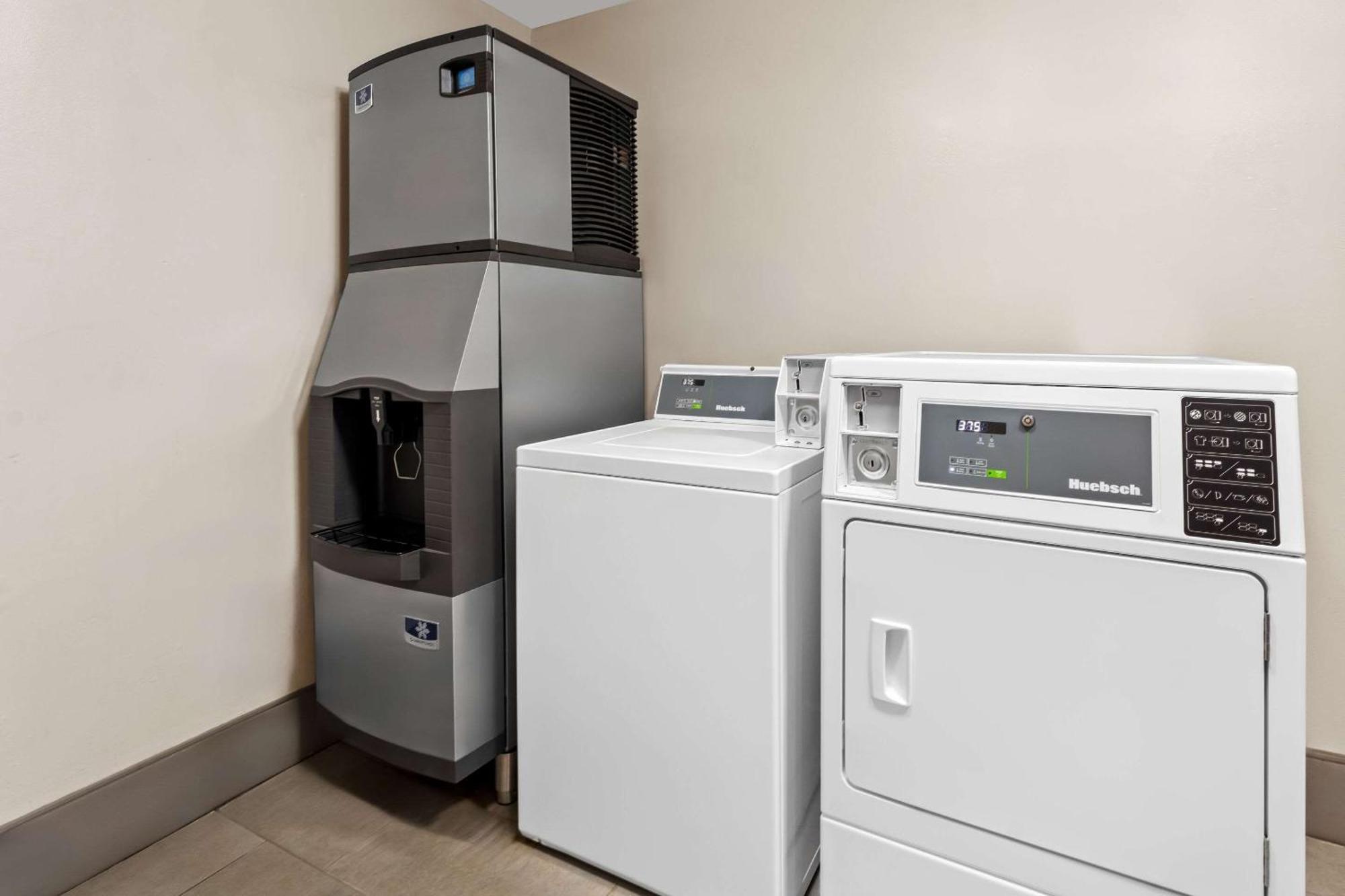 Country Inn & Suites By Radisson, Macon North, Ga Εξωτερικό φωτογραφία